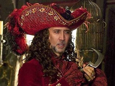 21 movies made better with Nicholas Cage. Peter Pan. That's actually my favorite movie too, its just not right! James Hook, Peter And The Starcatcher, Kaptan Jack Sparrow, Jason Isaacs, Pirate Art, Pirate Hats, Pirate Life, Nicolas Cage, Pirate Costume