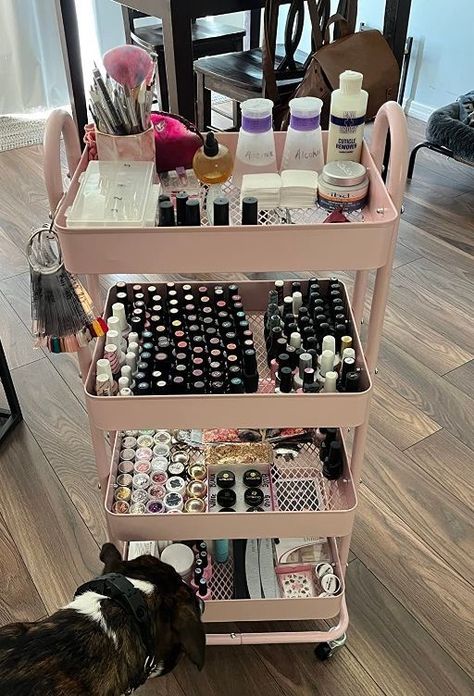 Nail Artist Set Up, Pedicure Cart Organization, Pink Nail Room Decor, How To Store Nail Polish, Purple Nail Room, Small Nail Studio Ideas, Nail Desk Ideas At Home, Shed Nail Salon Ideas, Nail Salon Decor Ideas