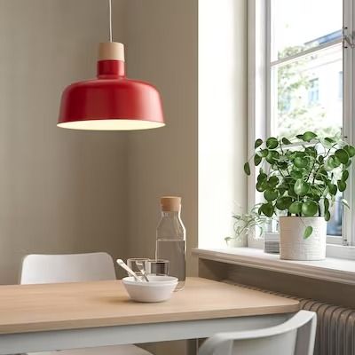 Linear pendant light