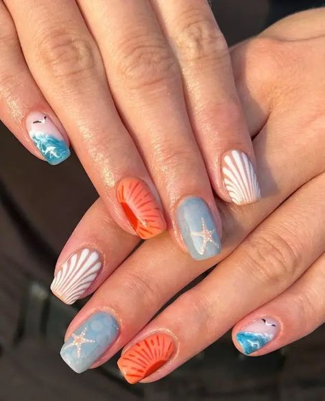 35 Summer Beach Nail Ideas For Your Next Vacation - Winky Pink Cute Nails For The Beach Simple, Summer Nails Beach Vibes, Summer Nails Non Acrylic, Beachy Nail Designs For Short Nails, Sea Side Nails, Nail Inspiration For Short Nails, Ocean Waves Nail Art, Gel Beach Nails, Cute And Easy Summer Nails