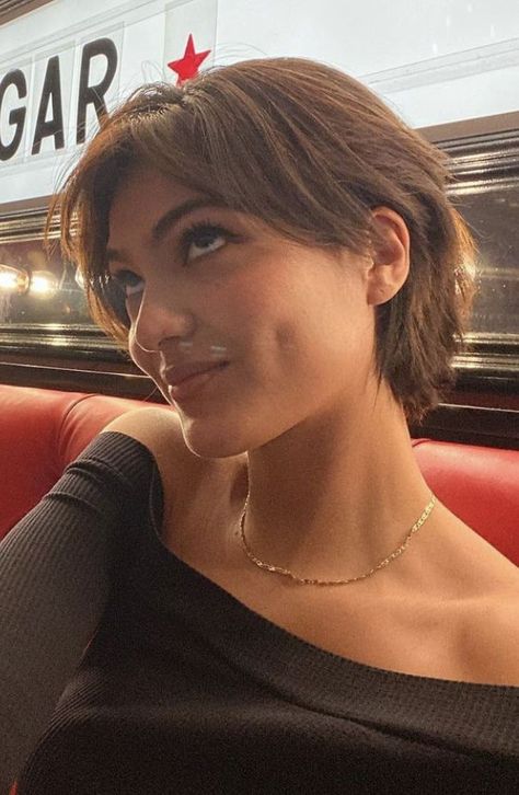 50 Striking Pixie Cut Hairstyles: Short and Chic (Gallery & Video) | 50 Stunning & Aesthetic Pixie Cut Hairstyles to achieve that Chic Look | Hair Trends 2024 | Hairstyles For Short Hair- Wavy, Curly, Straight, Medium, Punk, and More Pixie Cut Hairstyles, Androgynous Haircut, Androgynous Hair, Vlasové Trendy, Cut Hairstyles, Really Short Hair, Hair Inspiration Short, Short Hair Syles, Short Straight Hair