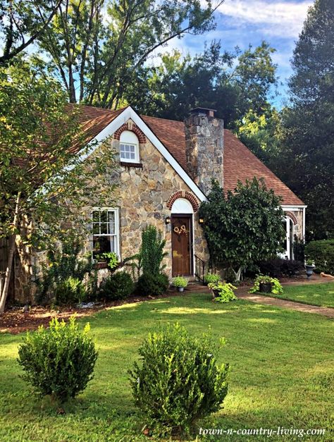 The Charming Homes of Maryville, Tennessee - Town & Country Living Southern Homes, Maryville Tennessee, Cozy Cottages, Home Exteriors, Clapboard Siding, Colonial Style Homes, House Exteriors, Stone Cottage, Expensive Houses
