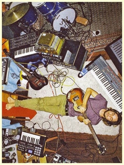 Kevin Parker, Folk Rock, 흑백 그림, Tame Impala, Garage Band, Images Esthétiques, I'm With The Band, Music Aesthetic, Grunge Photography