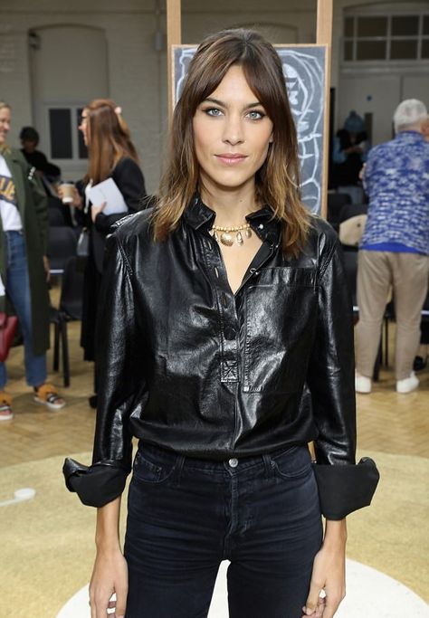 Autumn Winter Fashion Trends | Leather Shirt Leather Shirt Street Style, Black Leather Shirt Outfit, Leather Shirt Women, Womens Leather Shirt, Leather Shirt Outfit, Moda Casual Chic, Estilo Casual Chic, Alexa Chung Style, Style Casual Chic