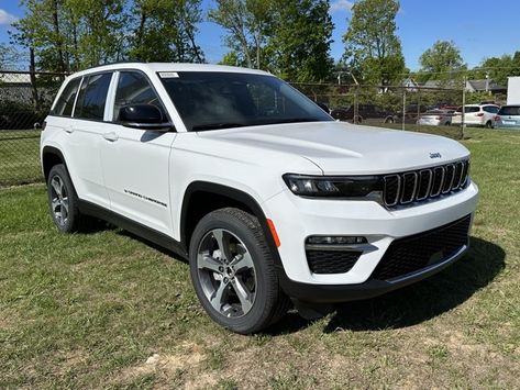 Stop by and check out this 2023 Jeep Grand Cherokee Limited at Glenn Chrysler Dodge Jeep Ram today! Our customer service is second to none. Jeep Grand Cherokee, 2023 Jeep Grand Cherokee, Jeep Brand, Jeep Grand Cherokee Limited, Chrysler Dodge Jeep, Louisville Ky, Jeep Grand, Dodge, Ram