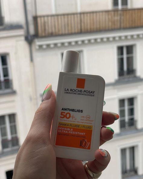 Lou on Instagram: “French suncream in France 🫶🏼 @larocheposay #larocheposay #suncream #spf #sunscreen #france #paris #skincare #beauty #makeup” Sunscreen Aesthetic, Paris Skincare, Tinted Sunscreen, Sun Cream, Roche Posay, La Roche Posay, France Paris, Spf Sunscreen, Skincare Beauty