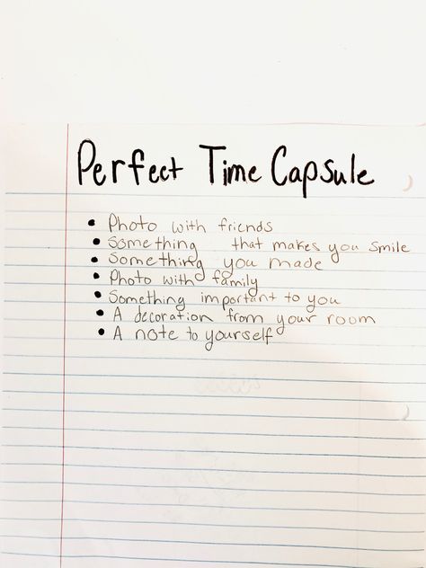 Friend Time Capsule Ideas, How To Make A Time Capsule Diy, Friends Time Capsule, Time Capsule Box Diy, Cute Time Capsule Ideas, Couples Time Capsule Ideas, Class Time Capsule Ideas, What To Put In Time Capsule, Time Capsule Ideas For Adults
