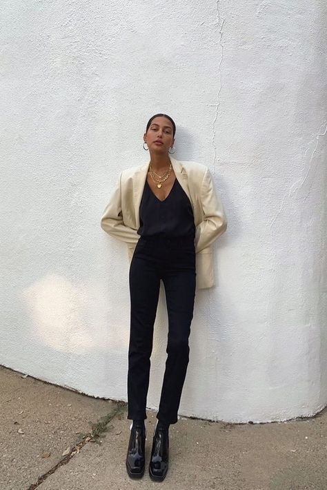 Skandinavian Fashion, Lauren Johnson, Minimalist Moda, Populaire Outfits, Look Blazer, Traje Casual, Ținută Casual, Hadid Style, Winter Stil