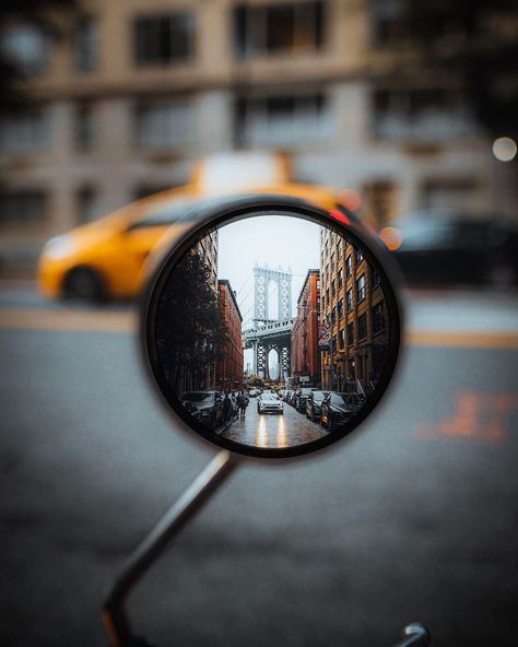 Frame Within A Frame, Street Photography Urban, City Streets Photography, Mirror Photography, Cityscape Photography, Reflection Photography, Object Photography, Photographie Inspo, Composition Photography