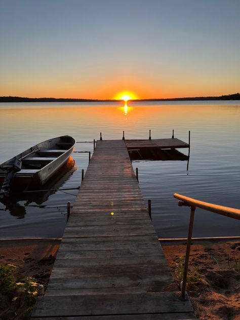 Big Sand Lake, MN Angel Meditation, Lake Sunrise, Sugar Bush, Airport Aesthetic, Sunrise Lake, Iphone Arkaplanları, Beautiful Sunshine, Vision Board Photos, Big Lake