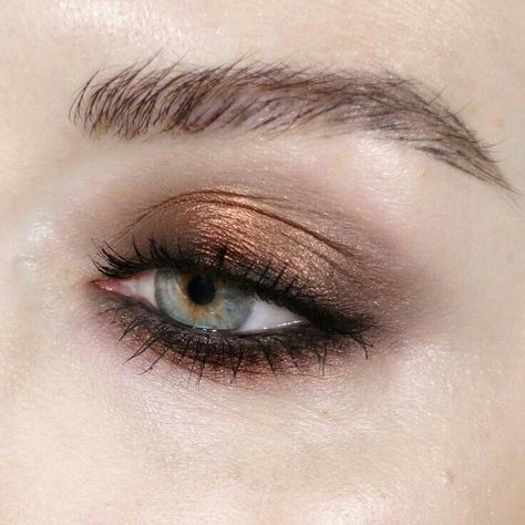 copper metallic eyeshadow #beautytips Make Up, Katie Jane Hughes, Copper, Makeup
