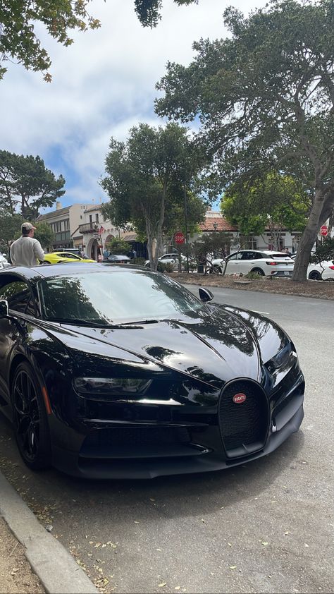 Buggati Chiron Aesthetic, Ronaldo Bugatti, Black Bugatti Chiron, Bugatti Chiron Black, Black Bugatti, Cars Bugatti, Bugatti Cars, Bugatti Chiron, Travis Scott