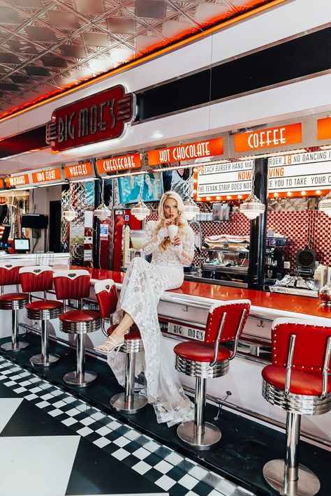 Retro diner wedding photoshoot, diner couple photoshoot, Berta wedding dress, American 50's diner couple shoot, Hollywood waves bride hairstyle, Berta Gown, Diner fashion photoshoot Retro Photography Ideas, American Diner Photoshoot, Diner Photoshoot Ideas, American Retro Style, Diner Couple Photoshoot, Vintage Diner Photoshoot, Couples Diner Photoshoot, Retro Couples Photoshoot, Old Diner Photoshoot