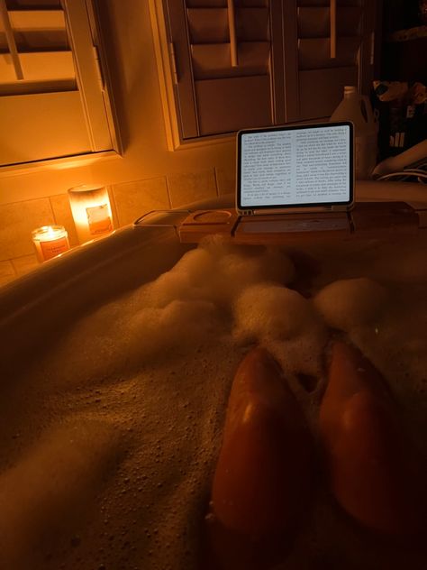 Candle lit dark moody aesthetic warm bubble bath Candle Lit Bath Aesthetic, Aesthetic Bubble Bath, Bathtub Candles, Candle Lit Bath, Candle Lit Bubble Bath, Bubble Bath Aesthetic, Candles Bathtub, Romanticing Life, Candle Light Bath