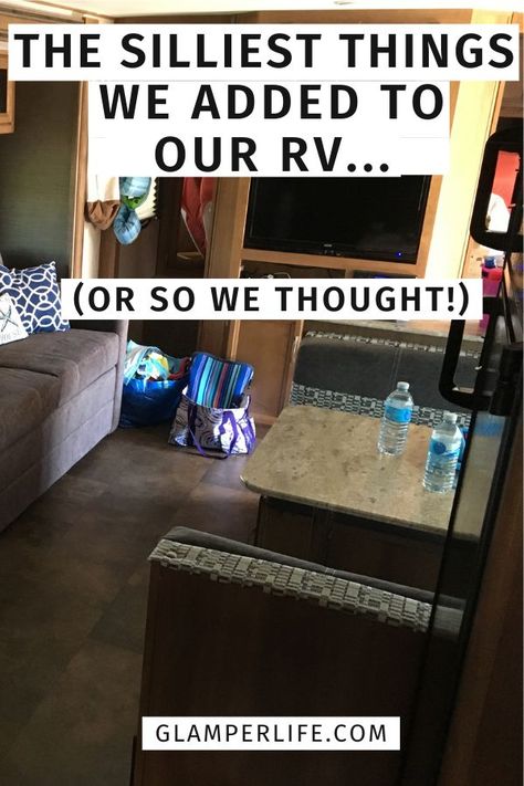 Rv Camping Packing List, Rv Spots Ideas, College Rv Living, Storage Ideas For Camper Travel Trailers, Travel Camper Ideas, Rv Kitchen Hacks, Rv Camping Hacks Rv Organization, Camper Essentials Travel Trailers, Fifth Wheel Storage Hacks