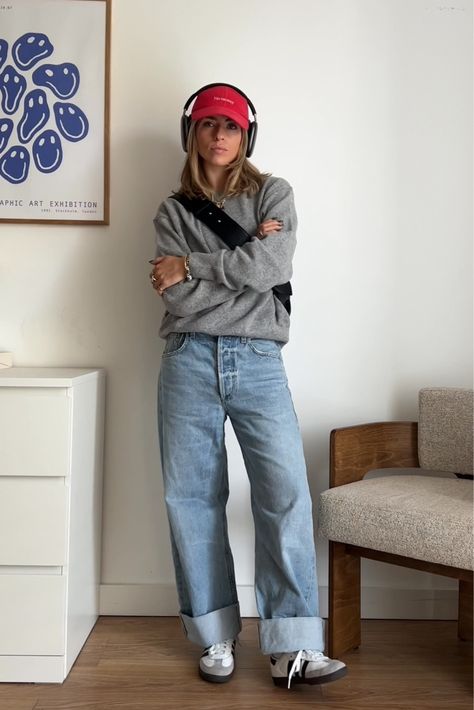 Dresses With Jumpers, Crew Neck Jumper Outfit, How To Style An Outfit, Outfit Ideas For Medium Size Women, Futch Aesthetic, Crew Neck Outfits, Work Pants Outfit, Production Outfit, Oversized Button Up Shirt Outfit