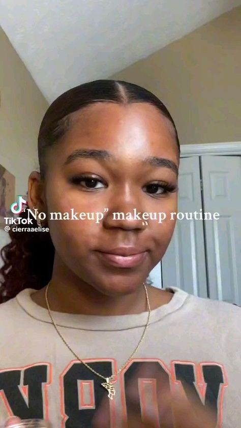 not mine ofc Light Face Makeup Natural Looks, Natural Makeup Look On Black Women, Natural Makeup Looks No Lashes, Cute Eye Makeup Looks Natural, Minimal School Makeup, High School Makeup Looks Natural, Clean Girl Makeup Looks For Black Women, Basic Makeup Looks For Beginners, How To Make Your Makeup Look Flawless