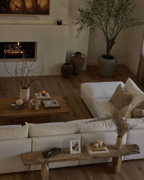 Simple Neutral Interior Design, Home Natural Decor, Organic Cozy Home, Neutral Taupe Living Room, Elegant Organic Interior, Neutral Furniture Living Room, Neutral Earthy Home Decor, Fireplace Texture Ideas, Modern Organic Tv Room