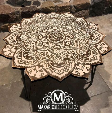 Cool Outdoor Laser-Cut Mandela Table for Patios - The best mandala room decor ideas can be found on Etsy and Pinterest, but your own imagination and creativity can take these ideas in lots of new directions. From coloring book pages for meditation and relaxation to pillows and wall decor, we can't get enough mandalas! Try all of your favorite project ideas from the ones below and put your own twist on them! Bohemian Coffee Tables, Pyrography Table, Bohemian Coffee Table, Dekorasi Bohemia, Wood Burning Crafts, Wood Burning Patterns, Mandala Wall Art, Wood Burning Art, Interior Wall Design