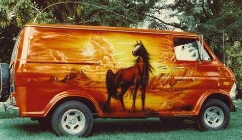 Airbrushing the side of a panel van is actually the coolest thing a human person can do. Here's what your band should be hauling your equipment around in this summer. Airbrush Painting, Customised Vans, Old School Vans, Chevy Van, Ford Van, Shag Carpet, Classic Vans, Cool Vans, Air Brush Painting