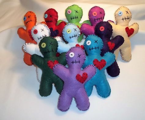 Voodoo Doll or Zombie Doll. Creepy Cute Crazy Fun Doll Creepy, Felt Plush, Goth Horror, Zombie Dolls, Voodoo Doll, Voodoo Dolls, Creepy Cute, Miniature Art, Plush Dolls