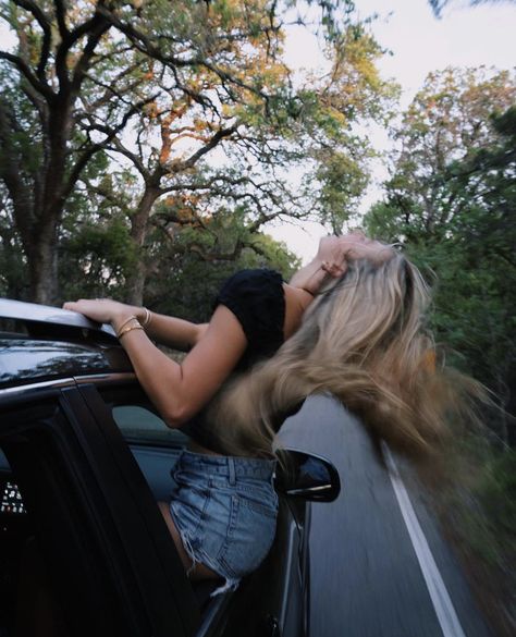 Sitting Out Car Window Pictures, Pictures In Car Aesthetic, Head Hanging Out Of Car Window Aesthetic, Hanging Out The Window Pics, Leaning Out Car Window Pose, Sultry Instagram Pictures, Out The Window Aesthetic Car, Cute Car Photos, Outside Car Window Photoshoot