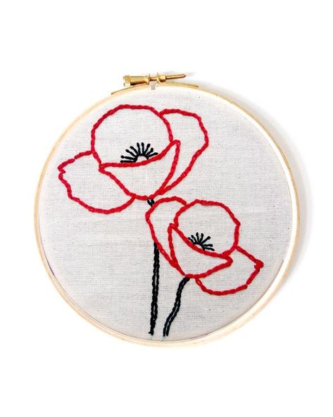 Poppy Flowers Embroidery Design free digital Pattern Brazilian Embroidery, Stem Stitch, Christmas Embroidery Patterns, Flowers Embroidery, Hand Embroidery Tutorial, Poppy Flowers, Learn Embroidery, Embroidery Flowers Pattern, Hand Embroidery Design Patterns