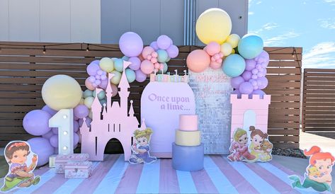 Once Upon A Time Backdrop, Princess Castle Backdrop, Disney Baby Princess, Disney Princess Theme Birthday Party, Baby Princess Party, 1st Birthday Princess, Princess Birthday Decorations, Castle Backdrop, Princess First Birthday