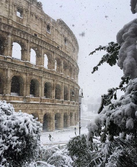 Rome Italy, Rome Italy Aesthetic, Rome Winter, Italy Winter, Europe Winter, Italy Aesthetic, Winter Aesthetic, Pretty Places, Images Gif