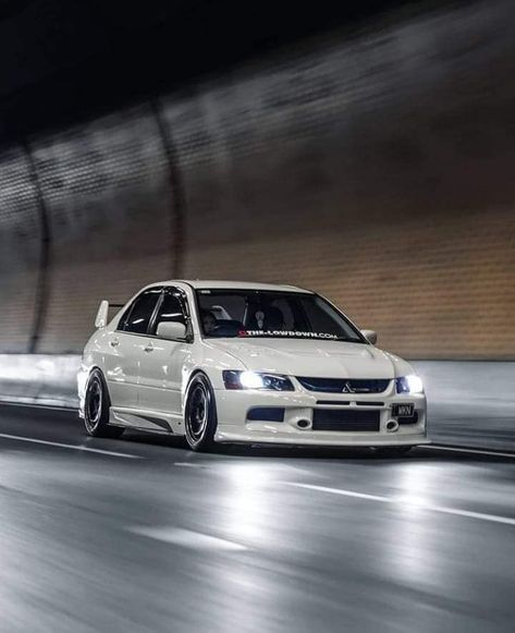 Mitsubishi Evo Aesthetic, Evo 8 Wallpaper, Mitsubishi Evo 8, Evo Mitsubishi, Evo 9, Evo 8, Mitsubishi Evolution, Lancer Evo, Evo X