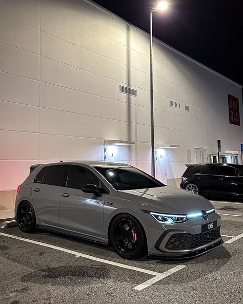 💡 #mk8gti #mk8 #golf #golf8 #golf8gti #vw #vwgolf #vwgolfgti #volkswagen #volkswagengolf #volkswagengolfgti #vwowners #hothatch #hatchback #germancars #slow__car Polo Gti Wallpaper, Golf 8r, Golf Gti Mk8, Golf Gti Sport, Golf 8 Gti, Mk8 Gti, Golf 7r, Golf Gti Mk7, Gti Volkswagen