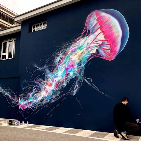 l7matrix Jellyfish Series (4 photos) Street Art Utopia, Murals Street Art, Spray Paint Mural, Skull Mural, Miles Art, Jellyfish Painting, Jellyfish Art, Street Mural, Graffiti Murals