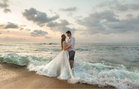 Beach Wedding Photos, Pre Wedding Praia, Wedding Pictures Beach, Beach Wedding Pics, Sunset Beach Weddings, Beach Wedding Colors, Ocean Wedding, All Are Welcome, Wedding Couple Poses Photography