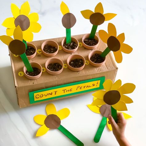 Here is a fun way to practice counting numbers for kids! This spring-themed activity is all about flower petals! Plus, get our free printable! Teaching Colors To Toddlers, Spring Preschool Activities, Counting Activities Preschool, Counting For Kids, Counting Numbers, Baby Activities, Spring Preschool, Teaching Colors, Numbers For Kids