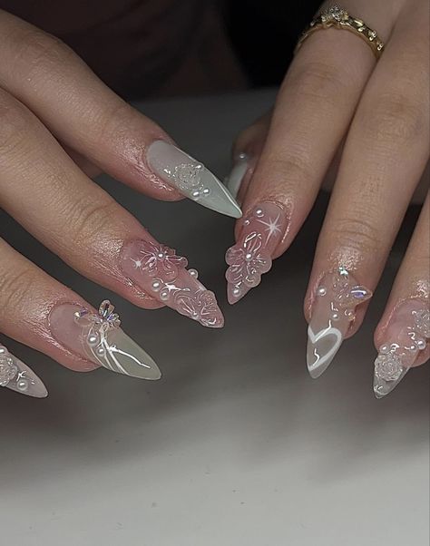 Nail Set Inspiration, Ethereal Aesthetic Nails, Gel X Square Nails, Winx Inspired Nails, Claw Acrylic Nails, Xiao Hong Shu Nail, Nails Acrylic Designs Unique, Erika Titus Nails, Aesthetic Nails Designs