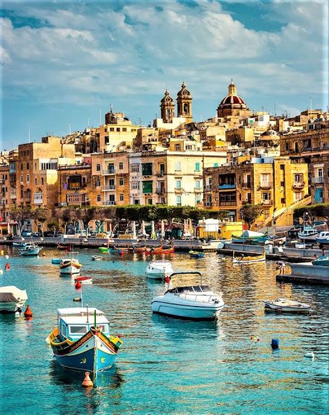 Luqa (Malta) Malta Travel Guide, Valletta Malta, Malta Travel, Malta Island, Zakopane, Voyage Europe, Cities In Europe, Destination Voyage, Vilnius