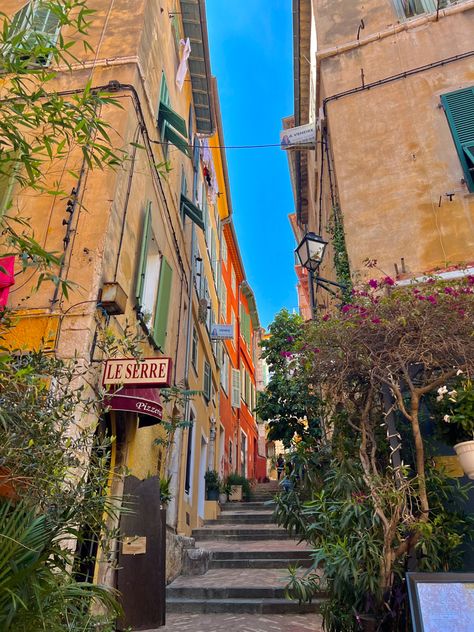 European Summer Landscape, Cottage In France, Old European Town Aesthetic, France Town Aesthetic, French Streets Aesthetic, French Riveria Aesthetic, Euporean Aesthetic, Europe Asethic, Beaulieu Sur Mer