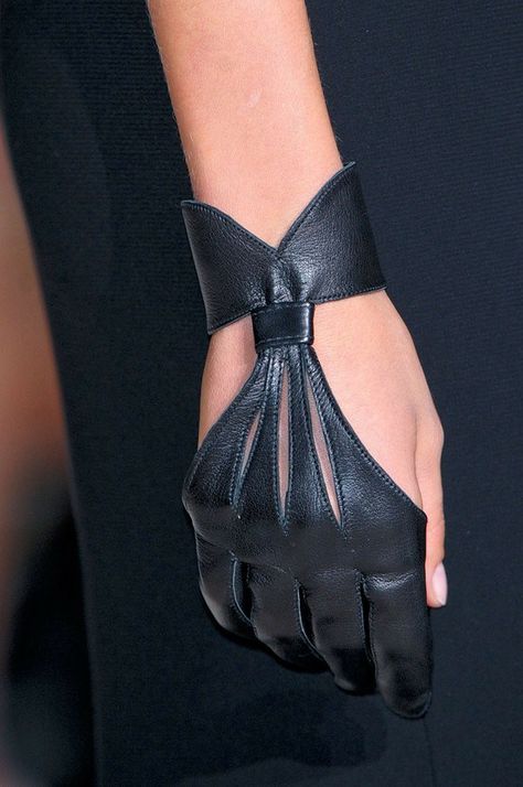 Leatgher gloves and accessories  http://www.pierotucci.com/accessories/gloves/ Leather, Gloves