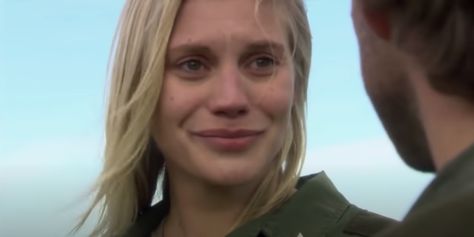 Katee Sackhoff opens up about her physical fitness during Battlestar Galactica days. Firefly Serenity, Starbuck Battlestar Galactica, Battlestar Galactica Tattoo, Sherlock Cosplay, Katee Sackhoff, Disney Now, Daily Exercise Routines, Stargate Atlantis, Star Trek Voyager