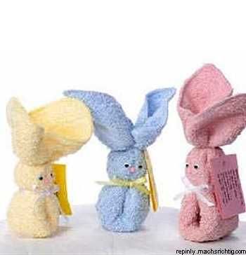 BABY SHOWER PARTY FAVOR Washcloth Animals, Washcloth Crafts, طفلة حديثة الولادة, Towel Animals, Folding Origami, Diy Ostern, Shower Bebe, Towel Crafts, Fiesta Baby Shower