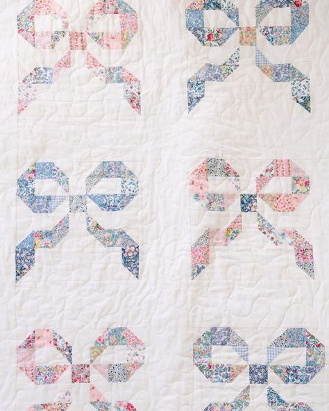 megan louise 🎀 | my dream bow quilt is here!!! 🎀🎀🎀 three years ago my beautiful and talented mother offered to make me a quilt. I picked out some liberty fa… | Instagram Bow Quilt, Quilted Bag Patterns, Homemade Quilts, Not Love, Girls Quilts, Block Pattern, Liberty Print, Liberty Fabric, Fat Quarter Bundles