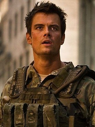 Josh Duhamel. I absolutely loved that movie. (: #transformers Josh Duhamel, Josh Duhamel Transformers, Transformers The Last Knight, Transformers 5, Transformers 4, Michael Bay, Dapper Dudes, Shia Labeouf, You're Hot
