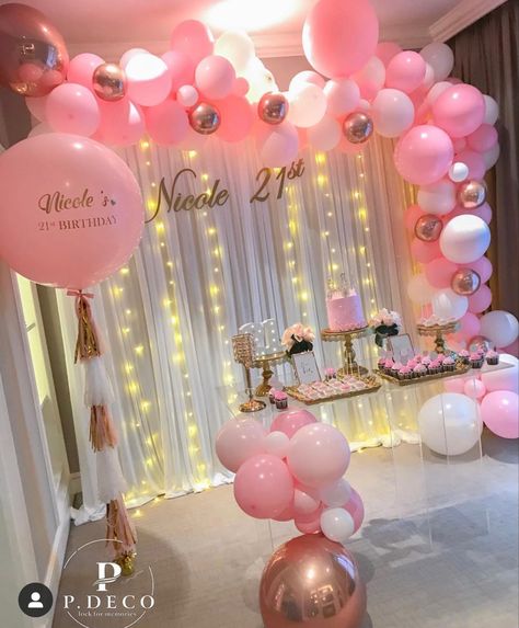 Light Pink Birthday Party, White Gold Balloons, Light Pink Birthday, Light Pink Decor, Gold Balloons Decorations, Pink Birthday Decorations, Pink Party Theme, Pink Latex, Birthday Lights