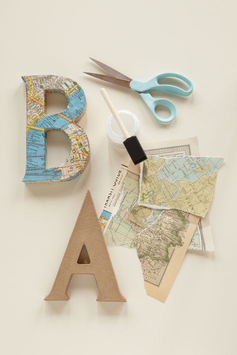 JOURNEY OF LOVE, Decoupage Letters. Use vintage maps and cut out letters to spell out "baby" or the baby's name for the backdrop to your baby shower. Decoupage Letters, Γενέθλια Mickey Mouse, Travel Room, Travel Nursery, Travel Baby Showers, Buat Pita, Cut Out Letters, Adventure Baby Shower, Map Crafts