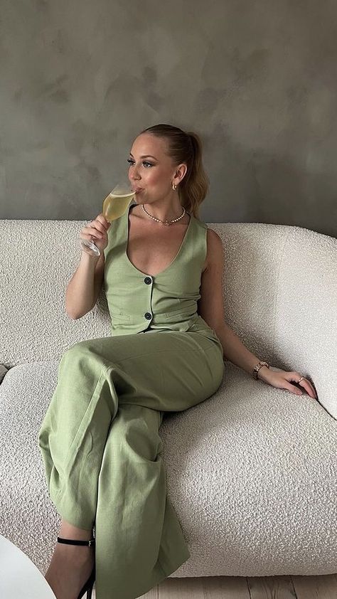 sage green suit Sage Green And Gold Outfit, Female Bridesmaid Suit, Olive Green Womens Suit, Sage Wedding Outfit, Women’s Suits Wedding Guest, Women Graduation Suit, Sage Green Pantsuit, Dress Pants Wedding Guest Outfit Ideas, Bridesmaid Pantsuit Wedding Pant Suits