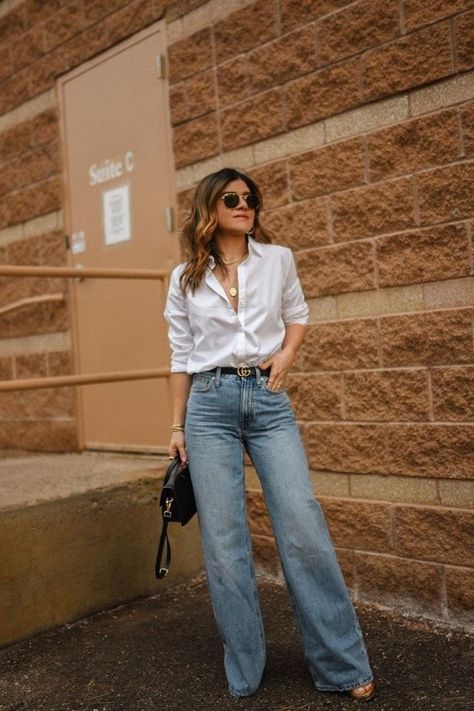 Collar Shirt And Jeans Outfit, White Shirt Spring Outfit, Outfit Ideas With A White Shirt, Outfits With Blouses Casual, White Shirt And Jeans Outfit Heels, White Button Down White Pants, Button Down With Jeans Women, White Shirt And Denim Outfit, White Button Shirt And Jeans Outfit
