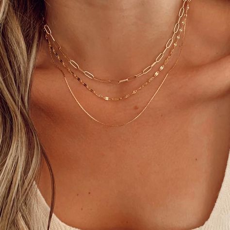 Three Chain Necklace, Gold Jewlery, Layered Necklace Set, Jewelry Accessories Ideas, Prom Jewelry, Jewelry Lookbook, Fashion Jewelry Sets, Cheap Jewelry, Girly Jewelry