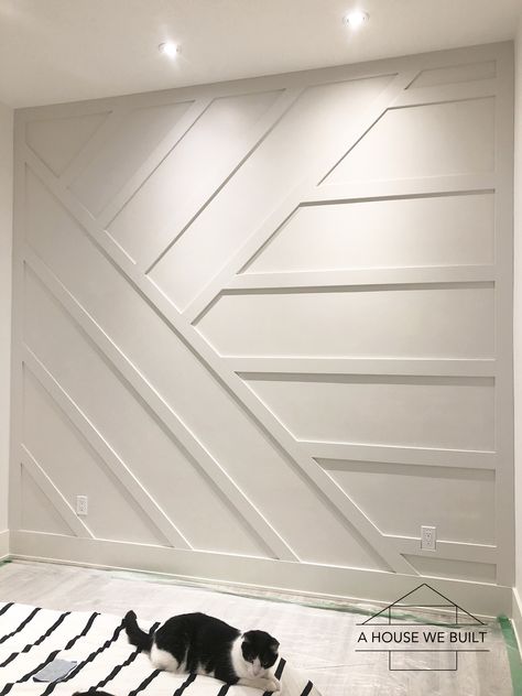 How to Build a Paneled Accent Wall Accent Wall Designs, Hemma Diy, Wood Accent Wall, Accent Walls In Living Room, Bilik Tidur, Accent Wall Bedroom, Wall Bed, Wall Molding, Wainscoting