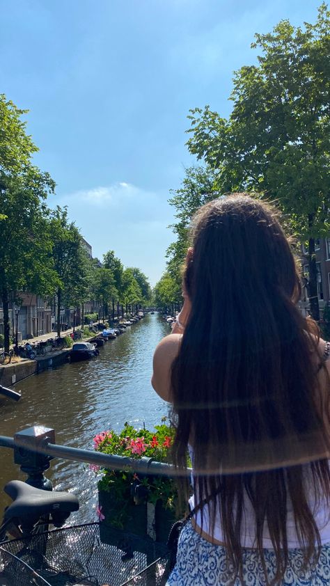 Amsterdam Inspo Pics, Amsterdam Instagram Pictures, Amsterdam Aesthetic Outfit, Instagram Inspo Pictures, Amsterdam Beach, Amsterdam Outfits, Traveling Goals, Amsterdam Aesthetic, Amsterdam Vacation