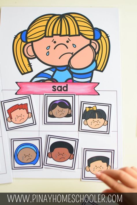 kids emotions and faces sorting/matching #printables #preschool #kindergarten #backtoschool Printable Emotions Faces, Preschool Emotions Theme, Emotions Kindergarten, Preschool Emotions, Sounds Write, Feelings Preschool, Back To School Preschool, Printables Preschool, Emotions Preschool